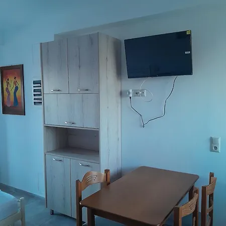 Ιχνηλάτες *